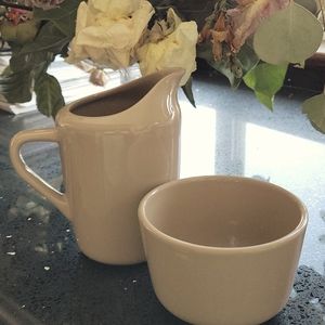Creamer & Sugar set
